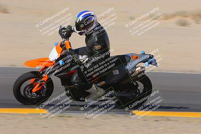 media/Oct-08-2022-SoCal Trackdays (Sat) [[1fc3beec89]]/Turn 9 Inside (10am)/